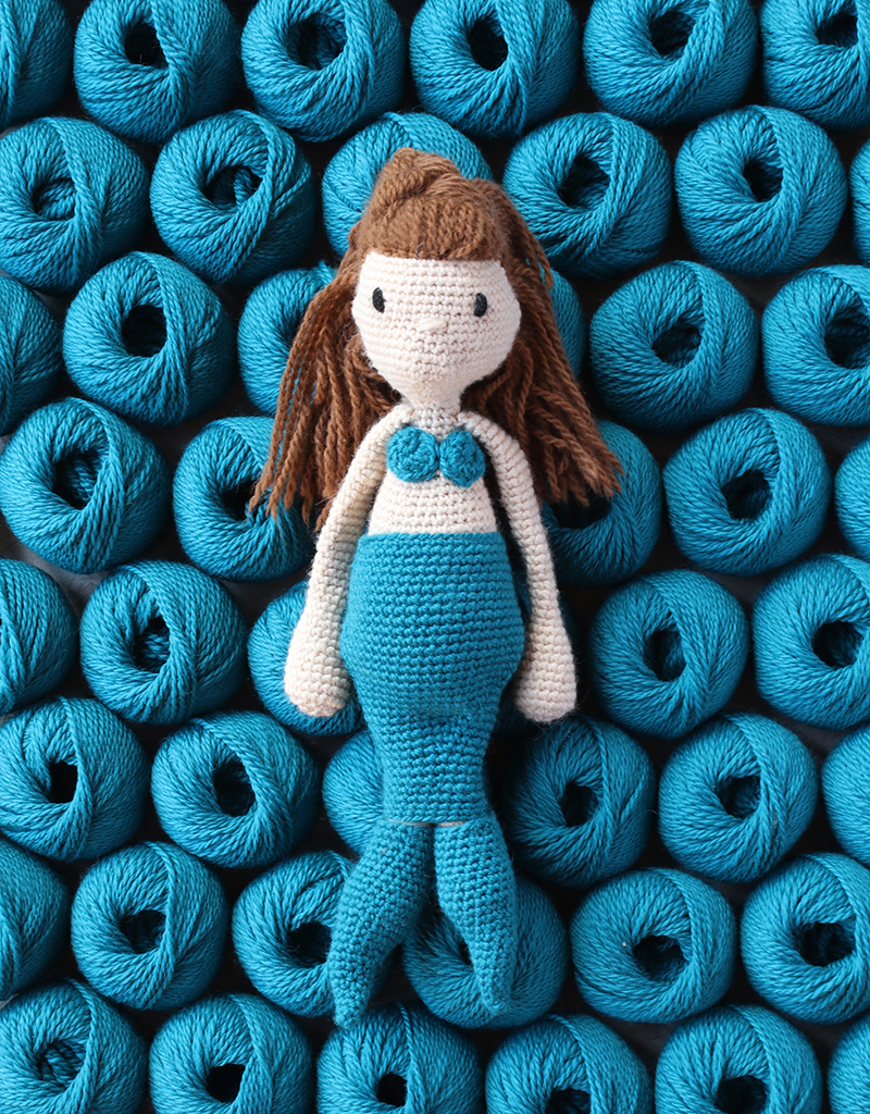 Edward's Crochet Doll Emporium: Flip the mix-and-match patterns to make and  dress your favourite people (Edward's Menagerie Book 2) See more