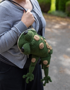 Green Frog Bag