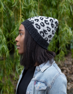 Knit Snow Leopard Hat Kit